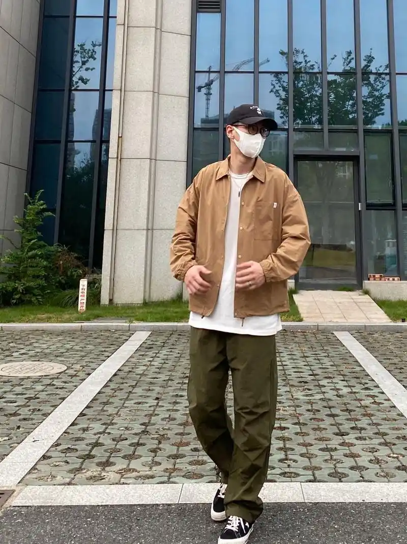 卡其搭军绿真的很有秋天的味道70 - #男生穿搭# #初秋穿搭# #日系穿