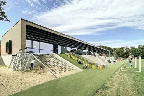 一坡多样化,斜坡上的游乐园很大胆-景观设计-筑龙园林景观论坛