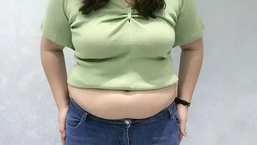 胖女生不能穿牛仔裤,我180斤你看.