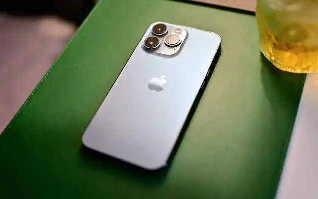 想多了,有人1年就换|iphone|手机|mini|pro|备机_网易订阅