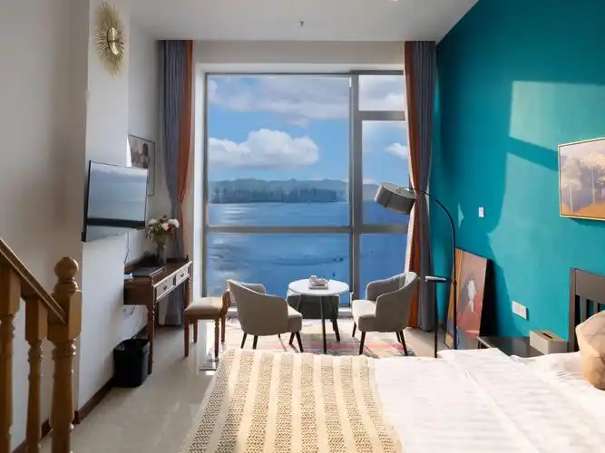 威海民宿180度海景loft民宿