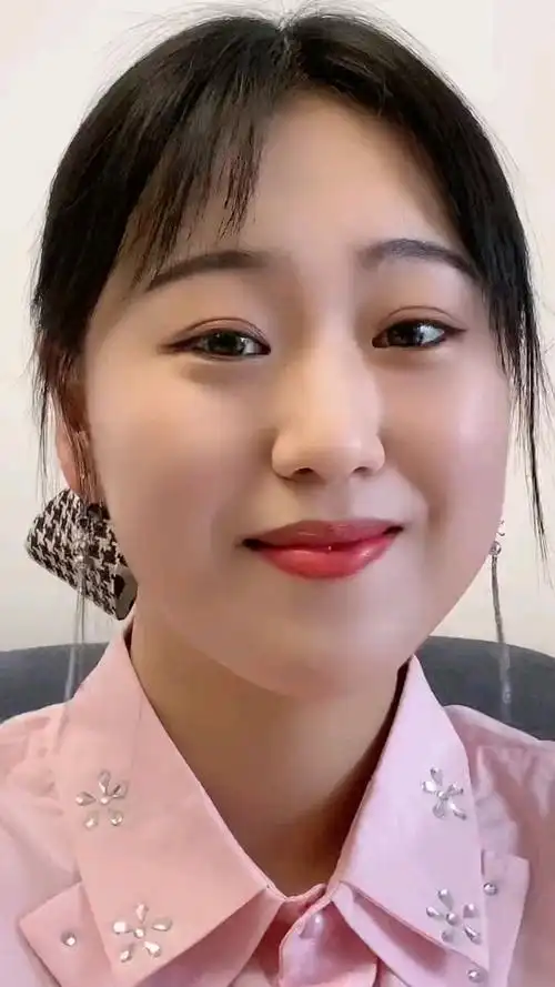 美人如画!好精致的五官,一脸旺夫相!