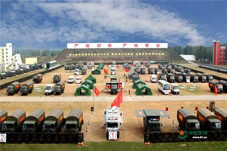 武警部队强军图集:用品格铸就优良作风