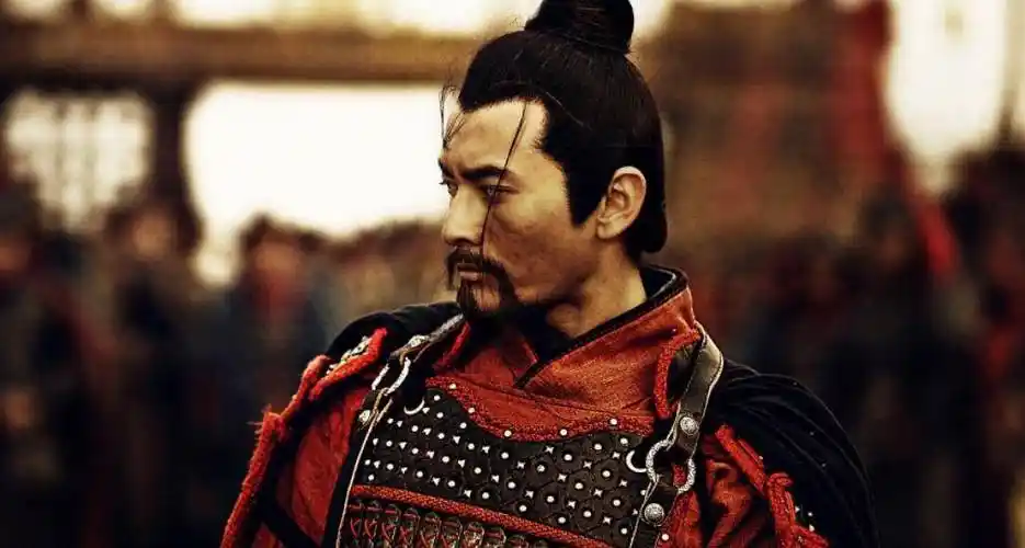 岳飞和宋高宗赵构也曾经君臣相宜过,当岳飞用一场场战争捍卫了南宋的