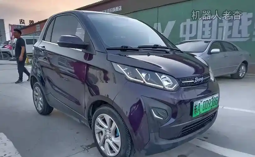 新能源轿车来了,一万多纯电动绿牌车,众泰芝麻e30微型车_搜狐汽车