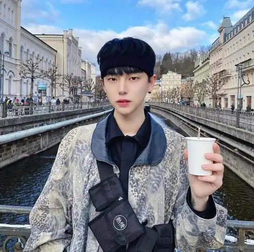 帅气撩人高冷qq男生头像 你的未来没有我