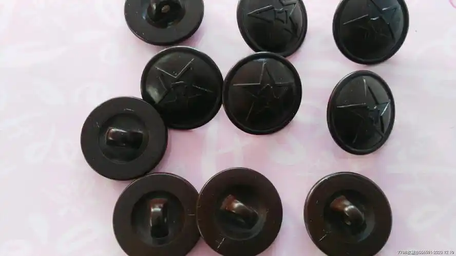 胶木一体八一扣10枚