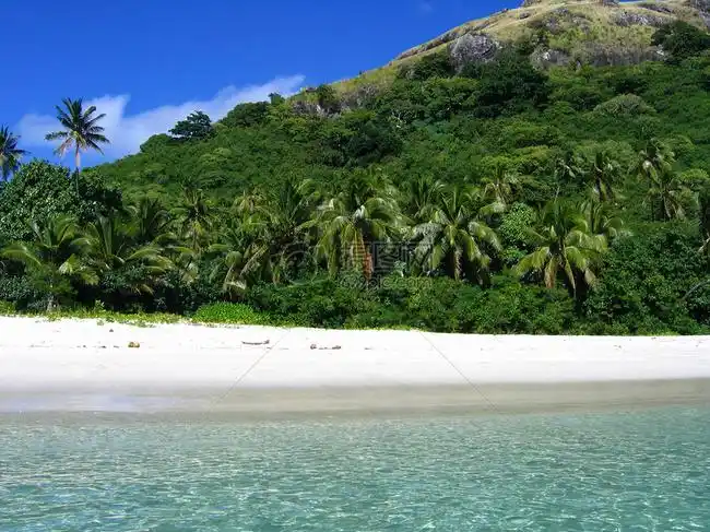 首页 高清图库 商用摄影图 旅游/度假 >水面上的风景 千图网提供精美