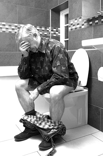 八旬老人 八成要为便秘烦(图)