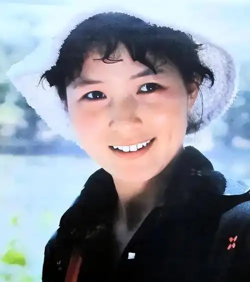 80年代当红女星李羚:与初恋老公恩爱38年,无儿无女不孤单