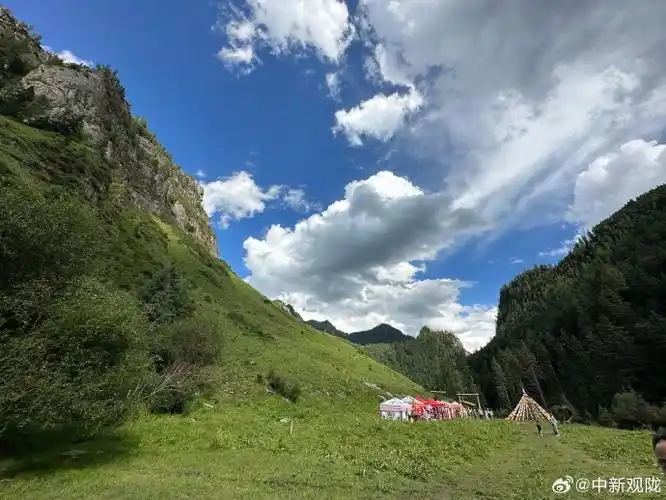 幸福美好新甘肃"网络主题活动采访团走进甘南卓尼县大峪沟风景区