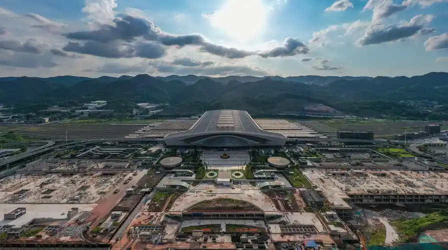 图片新闻 | 重庆西站枢纽二期工程预计明年完工