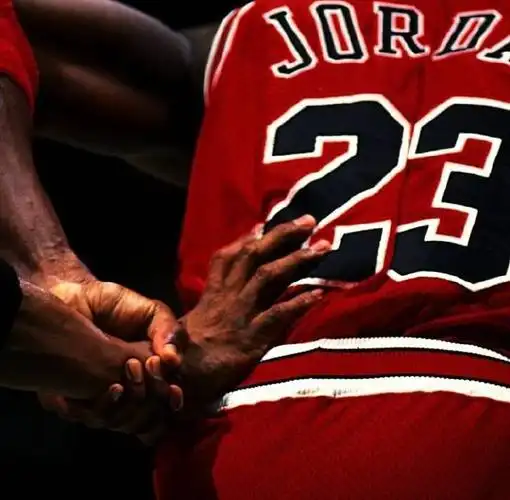 一组乔丹生涯的背影图,篮球之神.