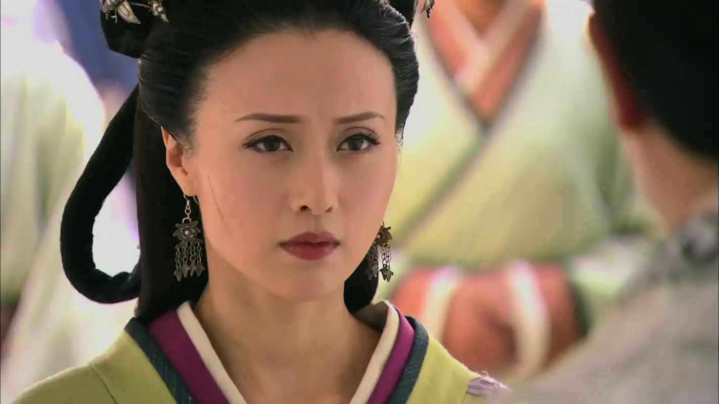 这个女人真厉害,母亲私通,父亲早死,阶下囚最终逆袭成太后_薄姬