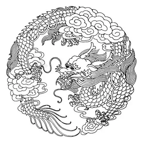 龙阿芳告诉队员们,苗族刺绣的内容题材主要来自历史故事,传说和苗族人