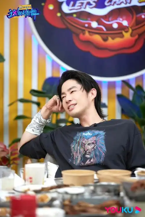 #吴建豪的翻译水平##活力满满的多巴胺综艺#