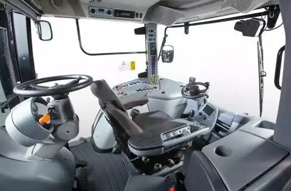 400马力又一台轰动农机界的大马力拖拉机横空出世