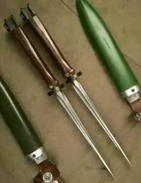 上在步枪上的中国81刺刀威力惊人一刀致命