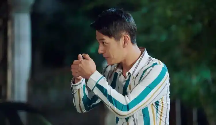 温州三家人:小勇给子凡建议,艾佴澜不能留