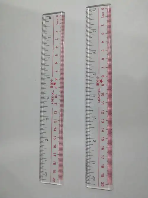 小天星 20cm直尺 20厘米透明塑料胶尺 文具尺 塑料办公直尺