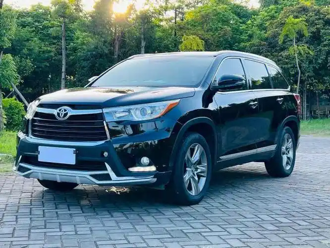 【车辆名称】2017款 汉兰达 2.0t 四驱豪华版 7座