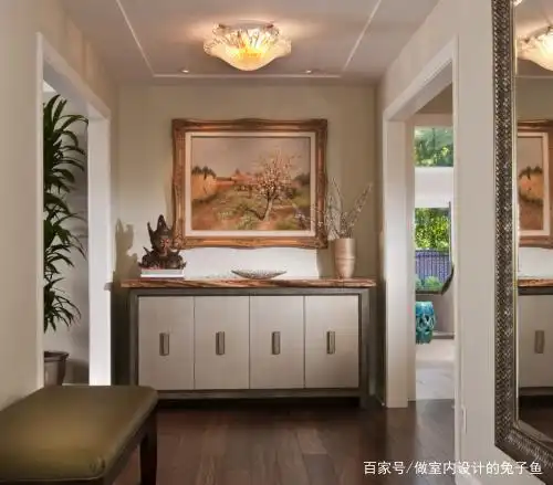 入户门正对一面墙,应该怎么装修?