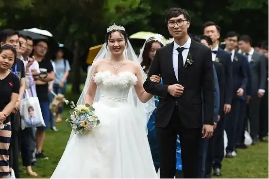 大学生结婚加学分吗?有哪些利弊?