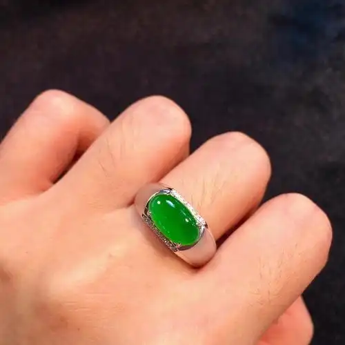 中中千福利特惠款冰阳绿马鞍戒男士戒指