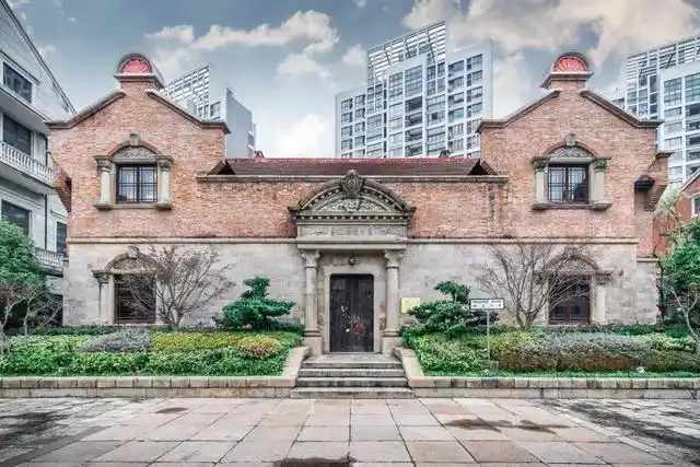 从水果小弟到上海滩教父,杜月笙是怎样实现自己"鱼跃龙门"的?