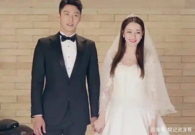 受恋情影响?迪丽热巴新杂志销量不过500本,粉丝回踩持续抵制