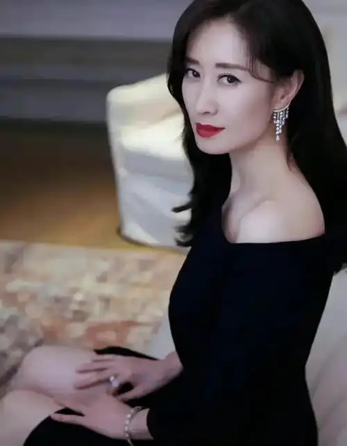 风情万种的刘敏涛为何能够老少通吃