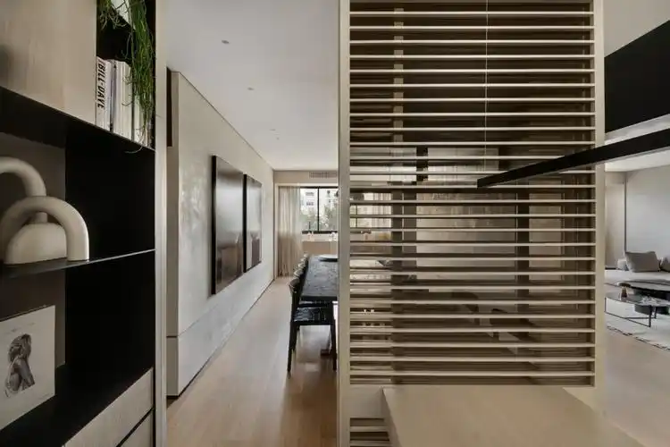 国际设计师的豪华家具——特拉维夫公寓