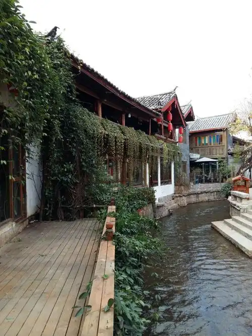 丽江古城----集现代文明与古建筑为一体的小镇