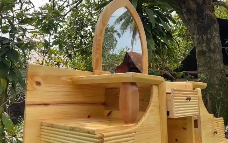 手工制作一个梳妆台,木工惊人的技能,真佩服