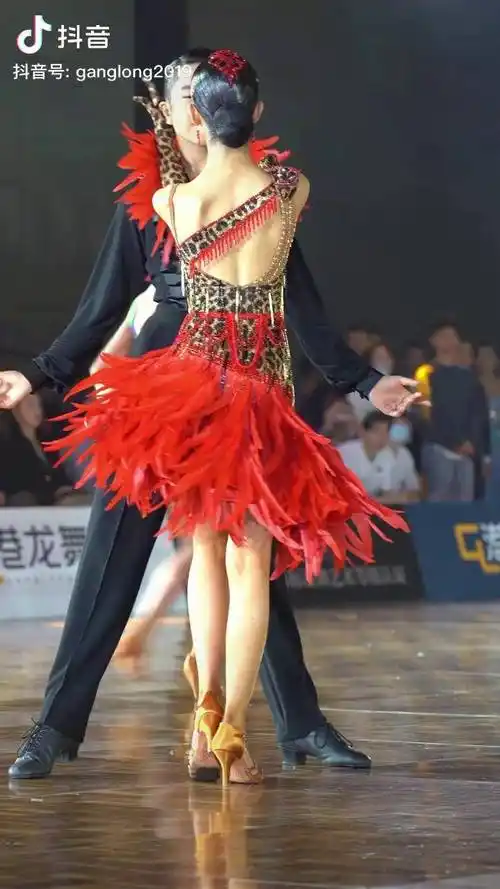 颜色一次看个够大合集来了cbdf天津院校杯王崇墨李茉晗拉丁舞国标舞