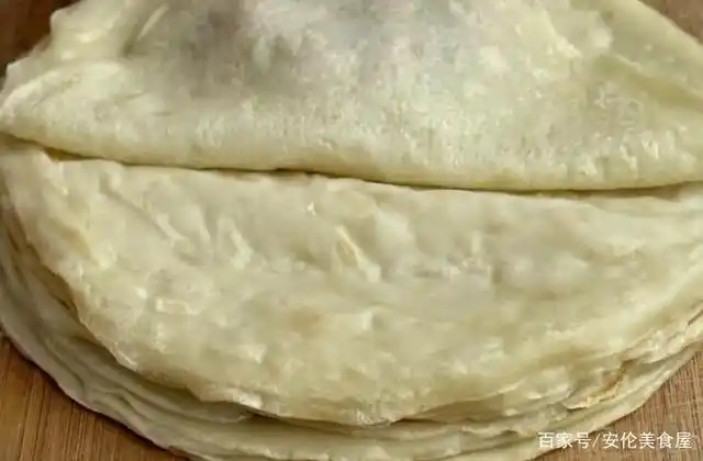 2个苹果,一碗大米,教你在家烙薄饼,香软又筋道,我一顿能吃6张
