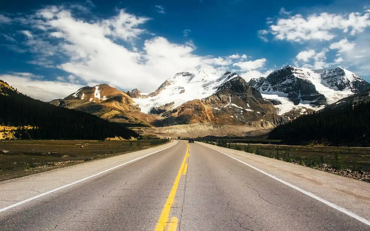 宽阔平坦的公路风光图片桌面壁纸高清大图预览1920x1200_风景壁纸下载