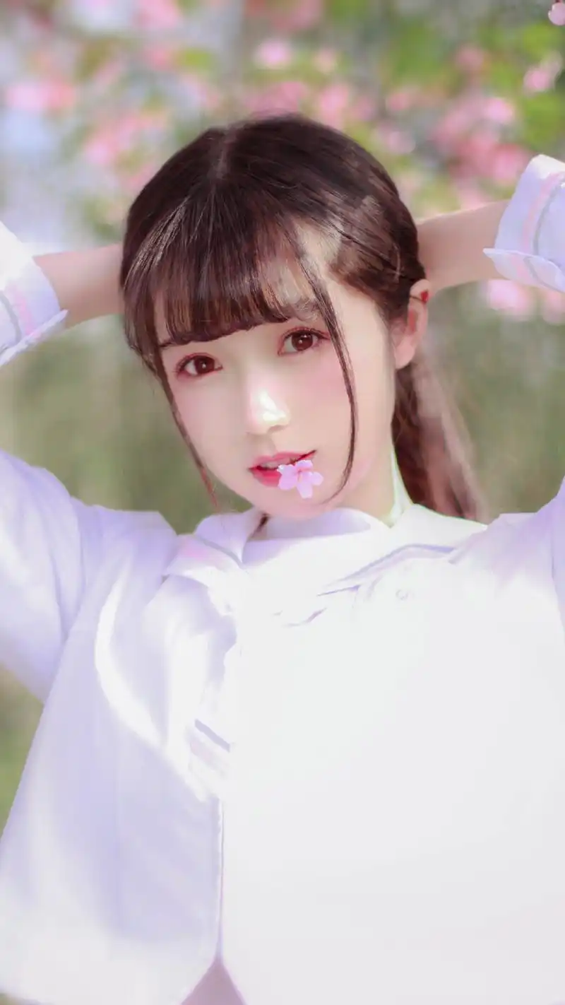 清纯少女学生制服诱人写真图片手机壁纸