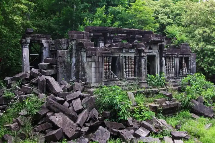 崩密列,残缺的美