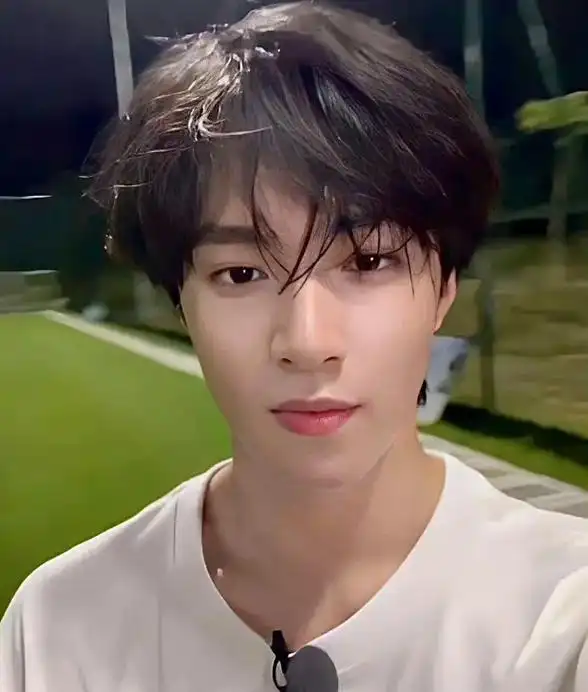 谁跟你小子谈恋爱那不得幸福死 #刘耀文#理想型 #女友视角 - 抖音