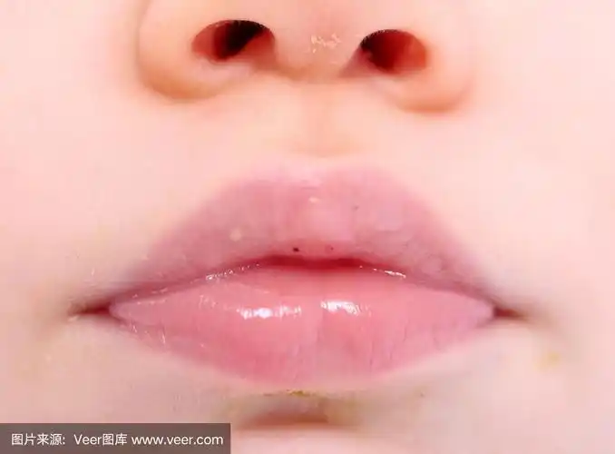 婴儿的嘴特写