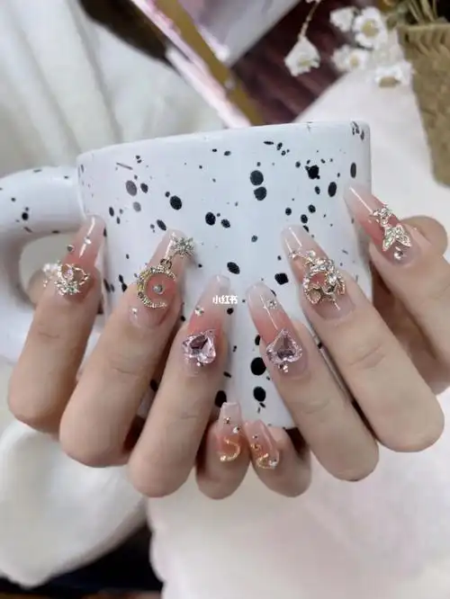 金华腮红美甲带钻78美甲巨闪巨显白