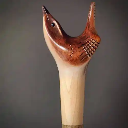 这样好用又有艺术感的"鸟头"手杖,让人眼前一亮_raif_killips_木材