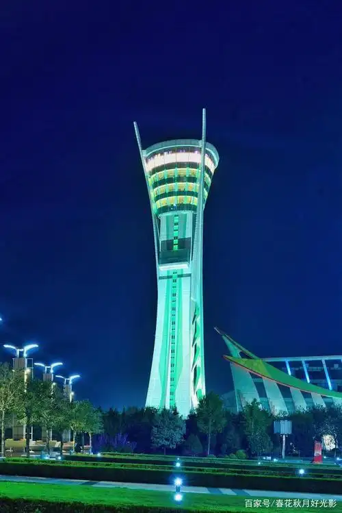 潍坊市人民广场夜景,处处展示着鸢都的魅力