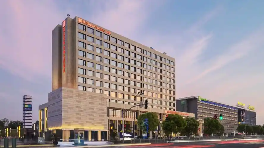 上海新虹桥希尔顿花园酒店