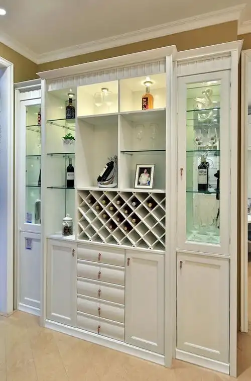 劳尔卡斯酒柜图片 白色餐厅柜图片