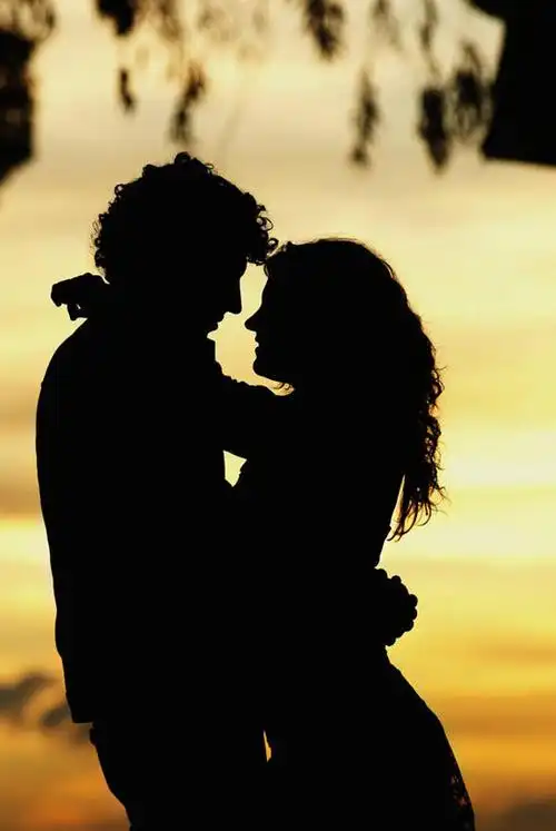 个人,站,竖图,室外,侧面,欧洲,欧洲人,朦胧,模糊,浪漫,图像,拿着,黄昏