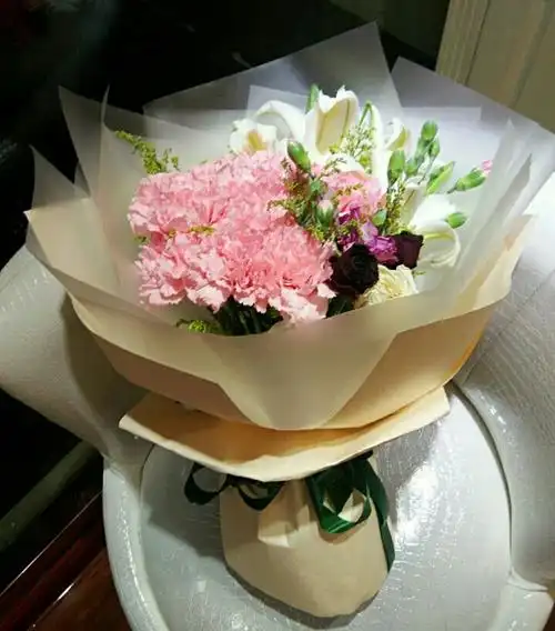 2017母亲节特辑,鲜花源于你的那一份心意,价值与收到花的那满脸的幸福