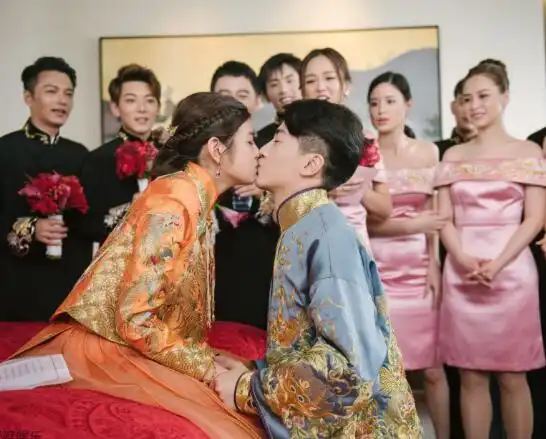 【图】陈晓陈妍希婚礼吻照高甜来袭 过儿甜蜜告白姑姑爱你一生一世