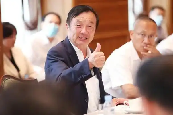 任正非是一位卓越的企业家,华为的创始人,他的名字和成就被传颂-车市